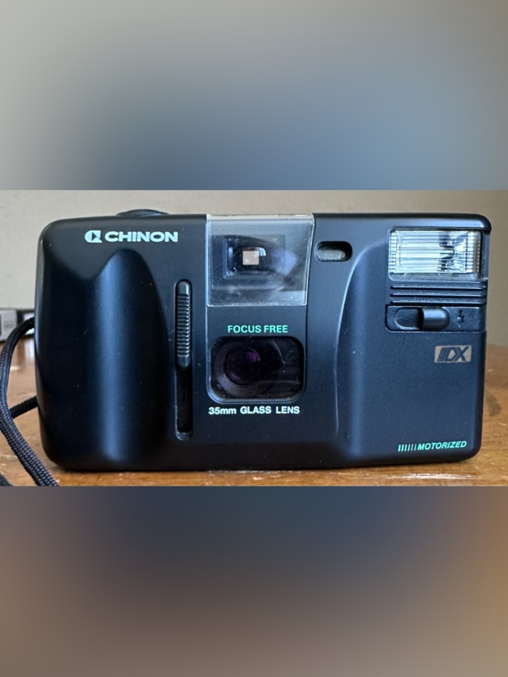 Vintage Chinon 35FX-III 35mm Compact Motorized DX Focus Free Film Camera